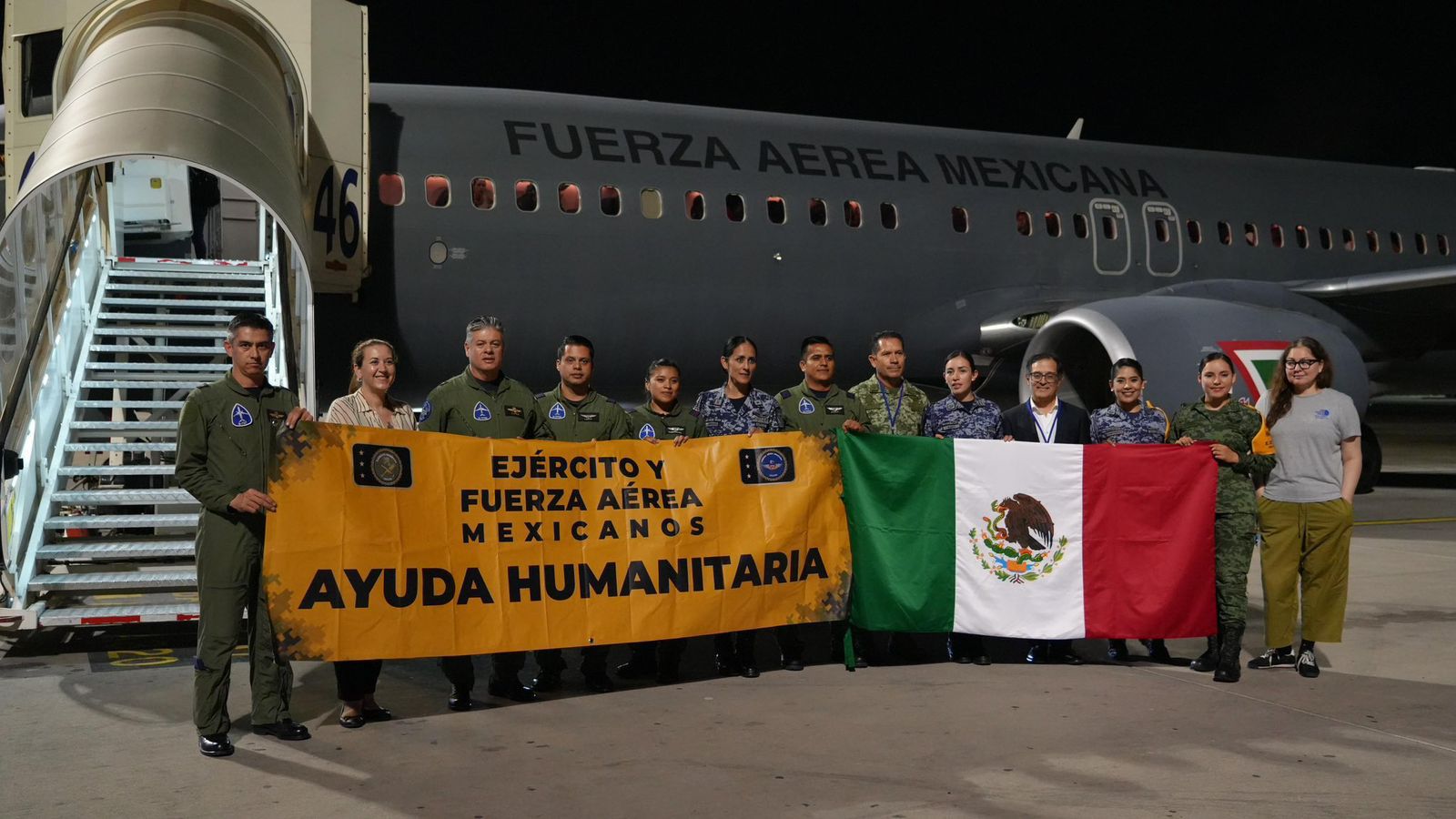 Ocho Michoacanos repatriados de Israel regresan a México